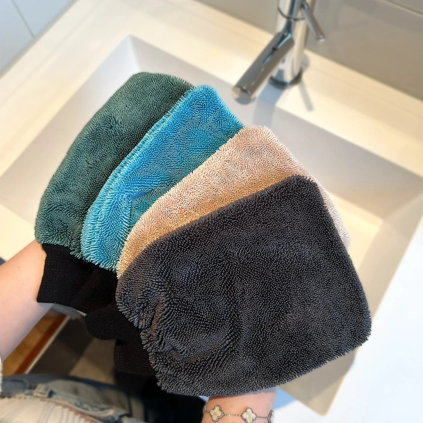 FASTDRY Gloves - Pack of 4